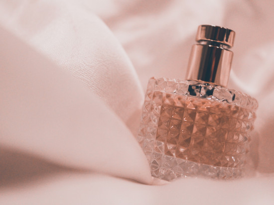 自宅で簡単 自分好みの香りをまとう アロマ香水 の作り方 Lifestyle More